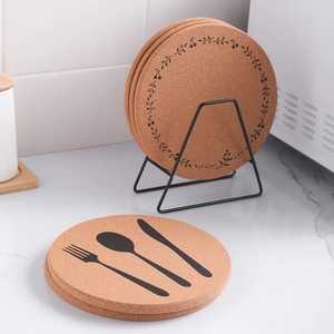 Ensemble de sous-verres imprimés en MDF tendance, esthétique luxueuse, sous-verres modernes pour la décoration de table, sous-verres imprimés en MDF tendance de qualité supérieure - Product Image 1
