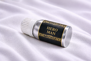 Aceite de Perfume Concentrado (Attar) Hero Man (R.) de Alta Calidad, 50 Gramos, Sin Alcohol, Unisex, Fragancia de Larga Duración - Product Image 2