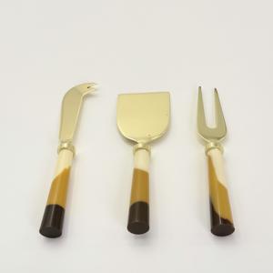 Cuchillo para Queso y Pastel con Hoja Dentada de Acero Inoxidable y Mango de Resina, con Caja a Bajo Precio - Product Image 4