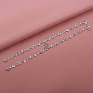 18K Gold Plated Stainless Steel CZ Heart Designer Anklet - Product Image 1