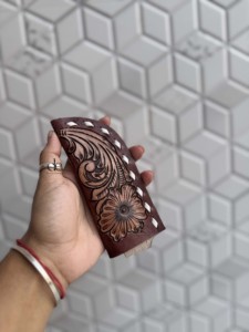 Hot Sale High Quality Hand <b>Tooled</b> <b>Leather</b> Knife Sheath Hunting Accessories Genuine <b>Leather</b> Feather Design Knife Cover <b>Pouch</b> - Product Image 1