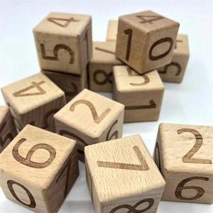 Dés de jeu en bois moulé polyédrique, 7 pièces, durables, écologiques, pour jeux de rôle et collectionneurs Tradebyd - Product Image 1