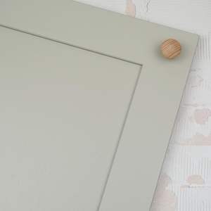 Tiradores y pomos de madera ecológicos con acabado natural, aptos para horno. - Product Image 1