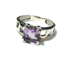 Bague en argent sterling 925 avec améthyste, sertie de griffes, taille carrée, unisexe, pour mariage et soirée - Product Image 1