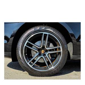 Pour Porsche Macan 2.0 avec caméra de recul, sièges en cuir, conduite à gauche - Modèle mars 2019, 21 500 km - Product Image 5