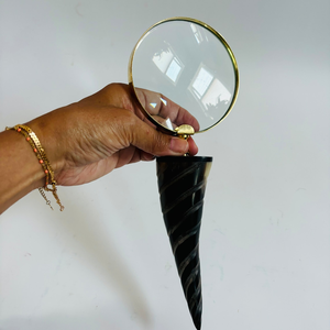 Loupe vintage en métal avec poignée en corne de bœuf, loupe de lecture antique à main, décoration de bibliothèque steampunk, cadeau de collection - Product Image 2