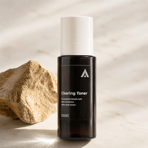 Tonique Purifiant à l'Acide Salicylique Encapsulé, Extrait de Thé Vert et Extrait d'Écorce de Saule – Soin Liquide pour Peaux à Tendance Acnéique - Product Image 3