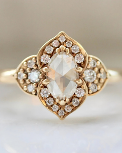 Anillo de Compromiso o Aniversario de Lujo Cristiano para Mujer, Oro Sólido de 18k, Diamante Natural Blanco de Corte Ovalado, Certificado IGI, 2026 - Product Image 1