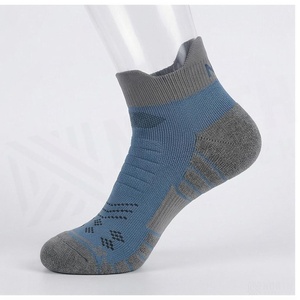 Chaussettes courtes bleues à motif géométrique, chaussettes de course respirantes pour adultes, saison estivale - Product Image 3