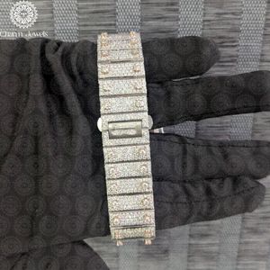 Reloj Charm para Hombre, Caja de Acero Inoxidable, Mecánico Analógico, Cierre Oculto con Botón, Correa de 20 mm, Grosor de 11 mm, Resistente al Agua 10 bar - Product Image 5