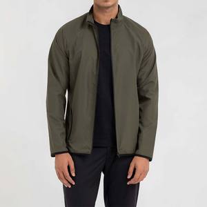 เสื้อแจ็คเก็ตผู้ชายสีเขียวมะกอก กันน้ำ ระบายอากาศได้ดี ดีไซน์ช่วงอก น้ำหนักเบา เสื้อผ้ากีฬา ขายส่ง เสื้อแจ็คเก็ตสีเขียว คุณภาพระดับอุตสาหกรรม - Product Image 1