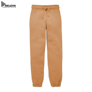 Pantalones Deportivos de Corte Regular, Calidad Premium, con Logotipo Personalizado para Hombre, Transpirables, Hechos en Pakistán, al Mejor Precio - Product Image 4