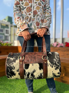 ใหม่ตะวันตกทําด้วยมือวินเทจสไตล์Toolledขนสัตว์หนังส่วนบุคคลDuffelกระเป๋าUnisex Cowhideขนสัตว์หนังกระเป๋าเดินทางขนาดใหญ่ - Product Image 2