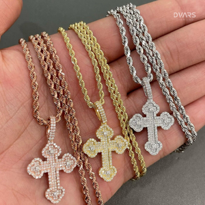 จี้รูปกางเขนประดับเพชรโมอิสซาไนต์ VVS สำหรับผู้ชาย เงินแท้ 925 ชุบทอง ดีไซน์หรูหรา เหมาะสำหรับงานปาร์ตี้ - Product Image 4