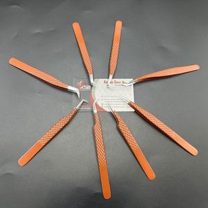 Pince à cils en acier inoxydable japonaise en gros outils d'extension de cils pointus à prise diamant à 90 degrés avec marque privée - Product Image 5