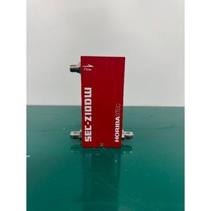 เครื่องควบคุมการไหลแบบมวล HORIBA STEC STEC SEC-Z12DW - 10 SLM สำหรับก๊าซอาร์กอน SEC-Z12DWM Ar 10SLM เครื่องควบคุมการไหลแบบมวลดิจิตอล มือสอง สภาพใช้งานได้ - Product Image 1