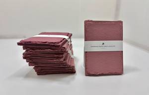 Juego de Hojas de Papel con Borde Decorativo Hechas a Mano y Sobres de Papel de Algodón Vintage para Invitaciones de Boda - Product Image 5