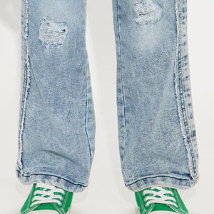 Collection en gros de jeans en denim pour garçons : tenue décontractée élégante, design stylé pour un ajustement confortable et décontracté, service OEM. - Product Image 4