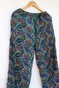 Nouvel arrivage de pantalons indiens en soie palazzo imprimés à la main design de bourgeon décontracté avec broderie pour vêtements de nuit - Product Image 3