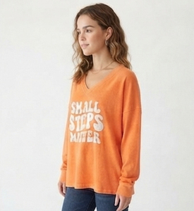 T-shirts personnalisés à manches longues et col en V pour femmes, style streetwear oversize, en coton épais, coupe ample - Product Image 3