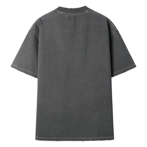 T-shirt oversize pour homme en coton doux, effet délavé, style streetwear, pour un look décontracté et contemporain. - Product Image 4
