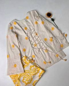 Ensemble coordonné pour femme en coton cambric de qualité supérieure, brodé, avec pantalon Farshi à imprimé numérique |   Ensemble de costume ethnique 2 pièces - Product Image 2