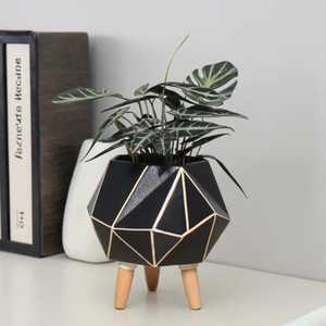 Vase à fleurs en bois sculpté abstrait, unique, sculpté à la main, en bois massif, décoration artistique pour table, pour les intérieurs modernes - Product Image 5