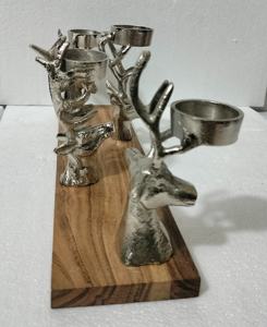 Porte-bougie en métal de luxe avec cheminée en verre, lanterne de table décorative créative à prix compétitif - Product Image 1