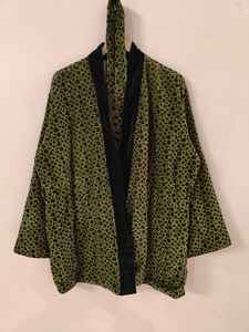 Women's <b>Green</b> Animal Print <b>Velvet</b> Kimono Robe V-Neck Full-Length Long Sleeves Winter Casual Luxury Coat Machine-Washable - Product Image 3