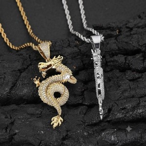 Collier Pendentif Cœur de Dragon Chinois Plaqué Or 18K Style Hip Hop Entièrement Pavé de Zircons Chaîne en Laiton Unisexe Cadeau Idéal pour Soirées - Product Image 3