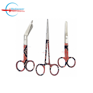 Tijeras Quirúrgicas Medipower MD-21-72 con Mangos Estampados, Cirugía General, Acero Inoxidable, Instrumentos Manuales, Clase II, Certificación CE - Product Image 1
