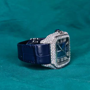 นาฬิกาโมอิสซาไนต์ทรงเหลี่ยมทันสมัย VVS เครื่องประดับแฟชั่น สายสแตนเลส ทำมือ ฝังเพชรด้วยมือ กันน้ำ - Product Image 1