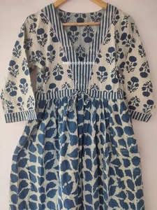Robe décontractée élégante et douce à imprimé naturel pour femme, longueur genou, 100 % coton, prix de gros auprès d'un fournisseur indien - Product Image 4