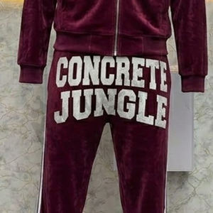 Ensemble de survêtement zippé personnalisé pour homme, style streetwear tendance, deux pièces, confortable pour la gym, le jogging et les activités sportives - Product Image 4