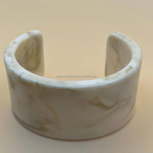 กำไลข้อมือเรซินทางเรขาคณิตพร้อมจุดกลมเครื่องประดับผู้หญิงทำด้วยมือสร้อยข้อมือเรซินแฟชั่นทันสมัยเครื่องประดับที่มีสไตล์ - Product Image 4