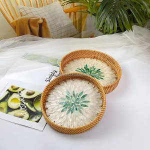 Elegante Bandeja de Ratán con Incrustaciones de Nácar para Servir y Decoración del Hogar con Opciones de Venta al por Mayor OEM Hecha a Mano en Vietnam - Product Image 2