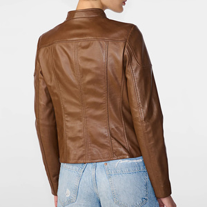 Chaqueta de Invierno de Piel de Oveja Genuina para Mujer, Acabado de Alta Calidad, Acolchada, Ecológica y Transpirable - Product Image 4