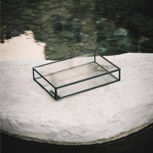 Añade un toque sofisticado a tu habitación con este llamativo organizador increíblemente diseñado por KHOOSI OVERSEAS. - Product Image 6