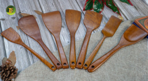 Cuchara de Servir de Madera de Teca Minimalista, Cuchara Larga con Mango, Utensilios de Cocina No Tóxicos, Cubertería Rústica, Utensilios de Cocina para el Hogar - Product Image 3