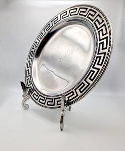 Assiette de Présentation Style Royal Finition Or Antique Vaisselle Décorative pour Événements de Luxe - Product Image 3