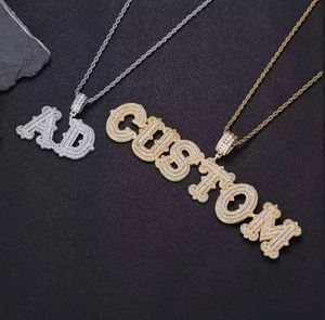 Nouveau Collier Pendentif Personnalisé de Luxe en Argent Sterling 925 avec Lettre Initiale Sertie de Moissanite Baguette pour Homme - Product Image 6