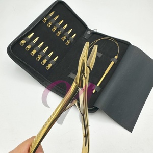 Kit d'outils pour extensions de cheveux plaqué or avec étui, kit d'extensions de cheveux à micro-anneaux, étui en cuir zippé - Product Image 2