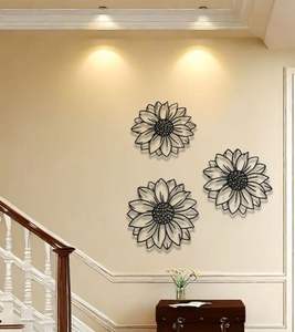 Décoration murale en métal en forme de fleur, sculpture florale décorative, décoration intérieure pour salon, chambre, bureau, café, hôtel, accent décoratif moderne - Product Image 1