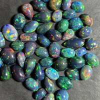 Opale noire naturelle à 100 %, cabochon AAA+ – Opale d'Éthiopie Welo avec jeu de feux vifs |   Pierres précieuses en vrac de formes et de tailles variées pour la bijouterie