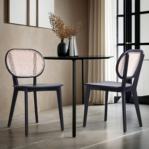 Chaise de salle à manger en bois massif de style moderne avec rotin naturel pour bureau à domicile, appartement et hôpital - Product Image 1