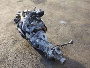 Motor Completo de Gasolina 2.0L 1RZ de 4 Cilindros en Línea, Original Usado, con Caja de Cambios, Venta al Por Mayor - Product Image 3