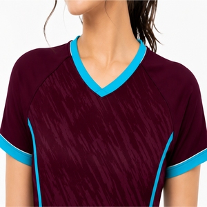 Maillot de sport respirant à séchage rapide pour femmes, 100% polyester, manches courtes, imprimé sur mesure, pour l'entraînement physique - Product Image 5