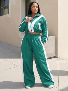 Conjunto Deportivo para Mujer en Verde y Blanco con Bloques de Color, Manga Tres Cuartos, Cuello en V, Corte Holgado, Estilo Urbano, Pantalones Largos de Verano - Product Image 2