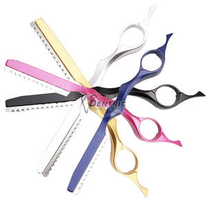 Navaja de Afeitar Profesional Ligera de Acero al Carbono con Hoja de un Solo Filo, Mango para Diestros, Reutilizable - Product Image 5