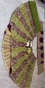 Lehenga Choli de Diseño para Boda con Lentejuelas, Bordados, Cancan y Patta de Lona, Piel Sintética Elástica, para Fiestas - Product Image 4